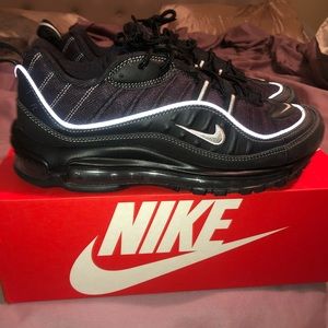 Mens size 7.5 Nike Air Max 98